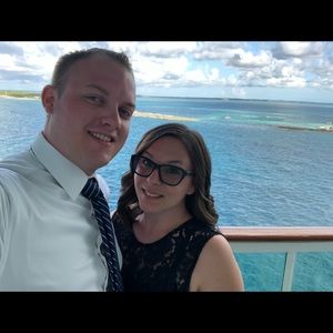 Meet your Posher, Adrienne